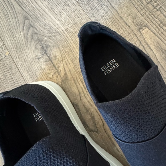 Eileen Fisher Pari Platform Knit Slip On Sneakers- Black- Size 8 - Picture 2 of 3